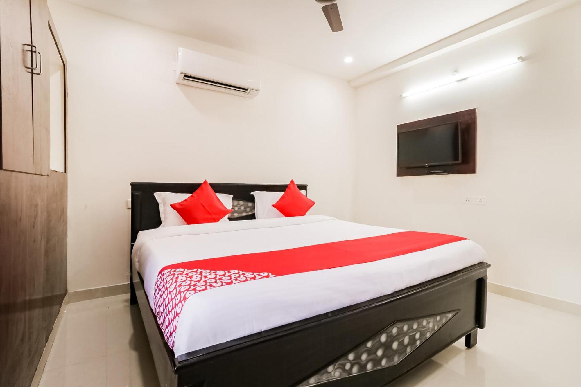 Oyo Victory Grand Tadepalle Exterior foto